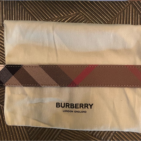 Burberry Beige and Red Checkered Belt - Picture 2 of 4